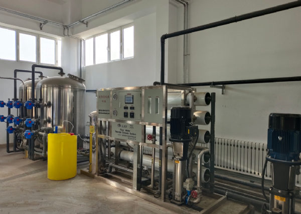 山東魯糧集團(tuán)10T單+40T軟化設(shè)備安裝完成